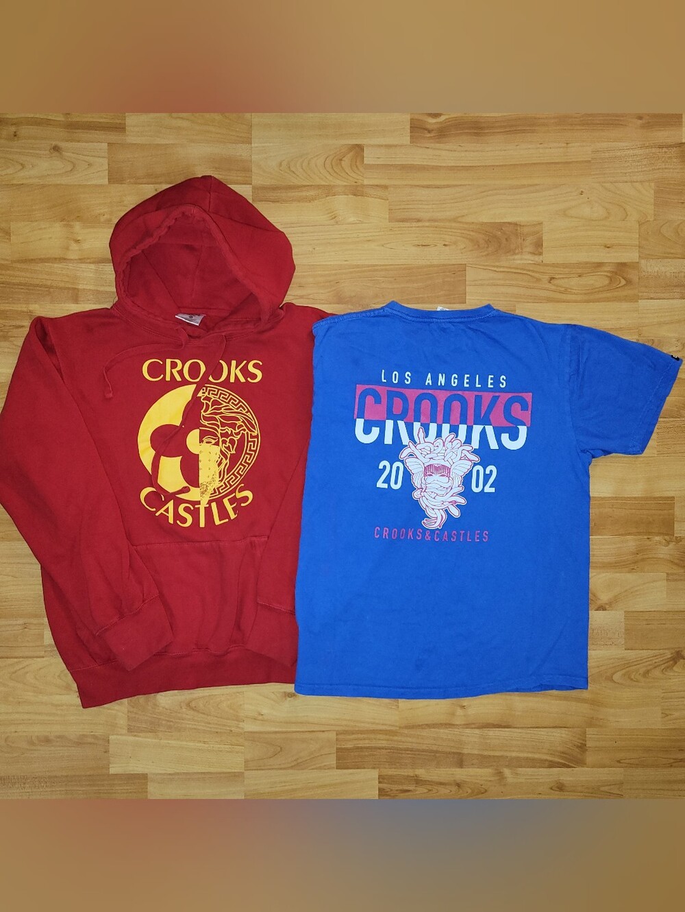Crooks & Castles Y2K Streetwear Bundle: Medusa Red Hoodie + Blue Tee Size Medium